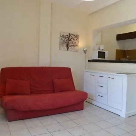 Apartment Le Lavandou - 4 Pers, 35 M2, 2/1 1 Lejlighed